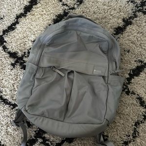Everyday Backpack 2.0 23L Grey